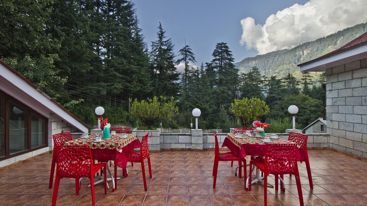 Photo of Others in Old Manali