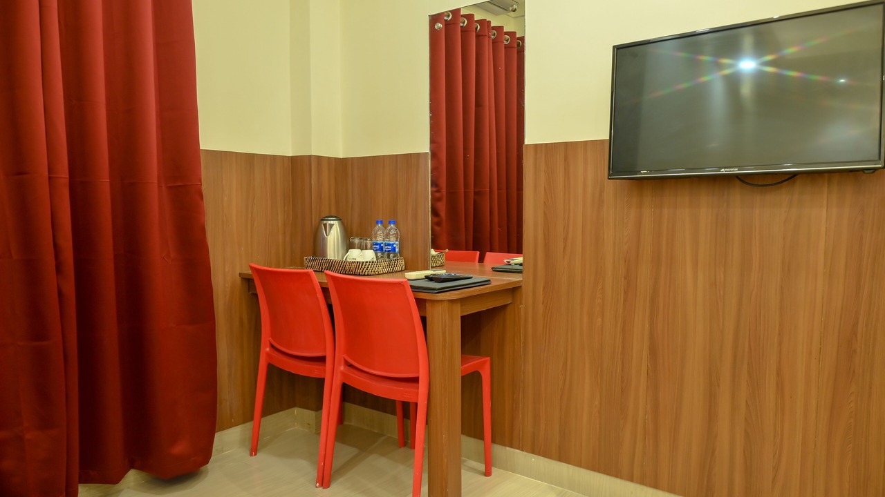 Photo of Bedroom in Sualkuchi