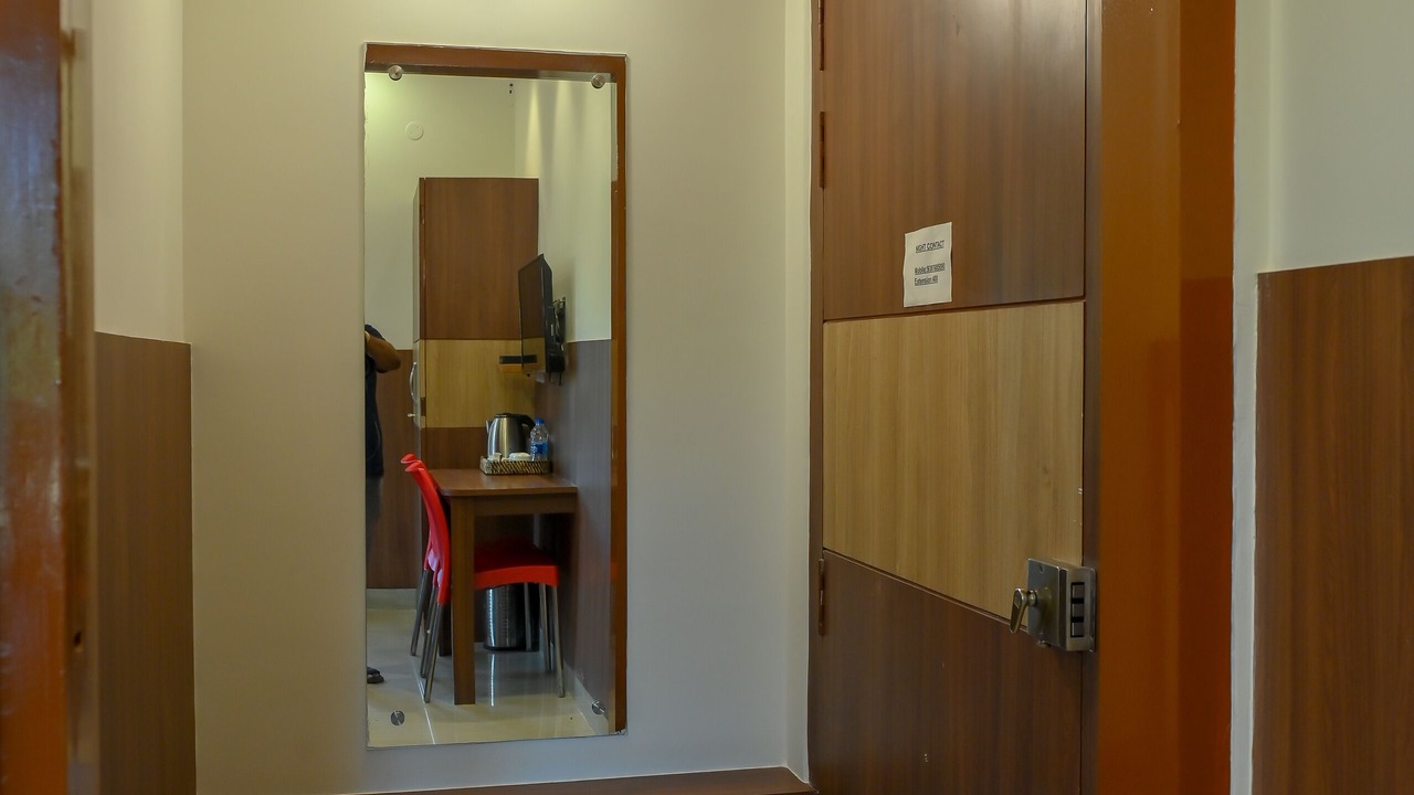 Photo of Bedroom in Sualkuchi