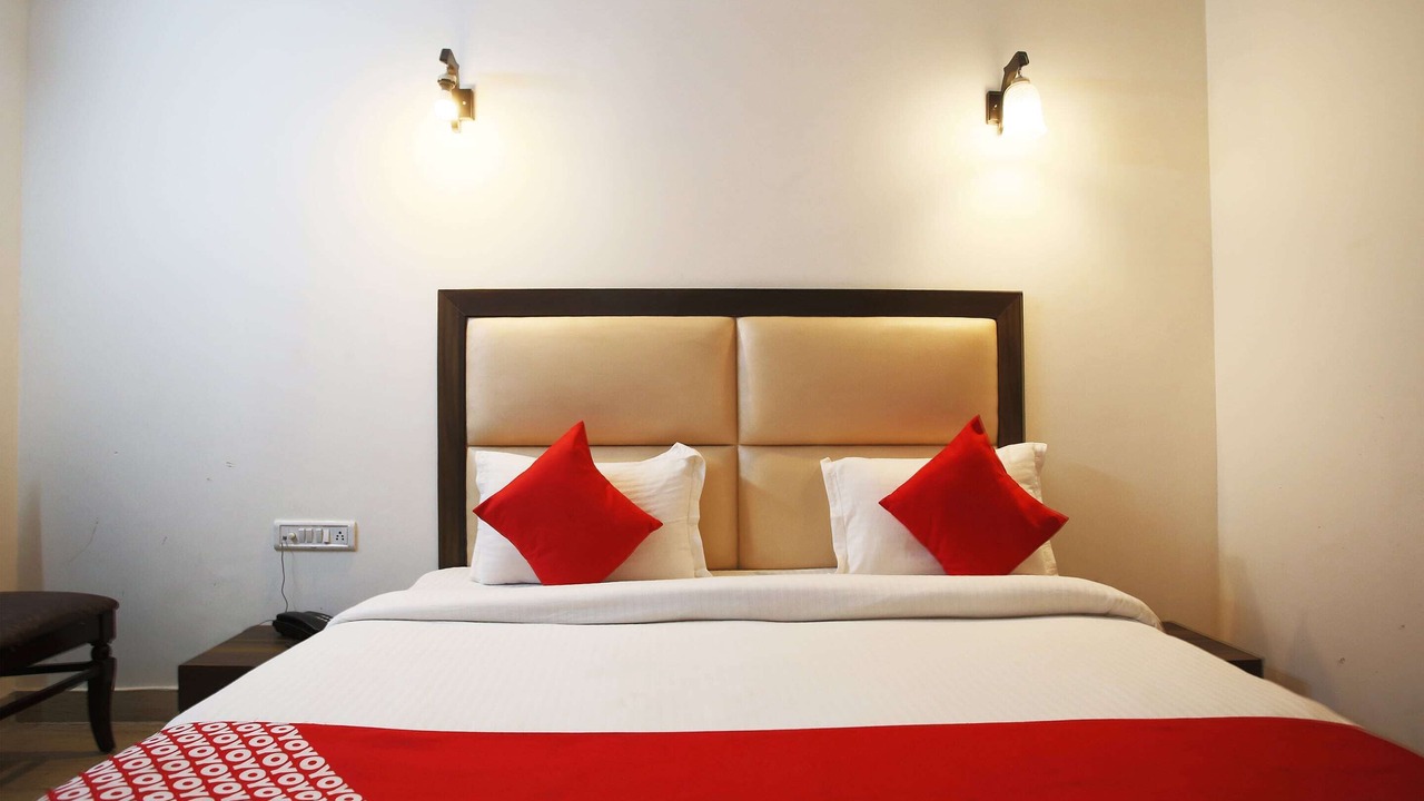 Photo of Bedroom in Chittaranjan