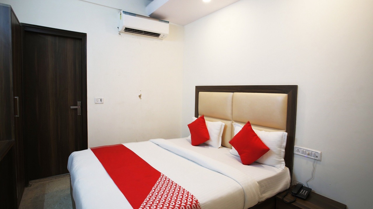 Photo of Bedroom in Chittaranjan