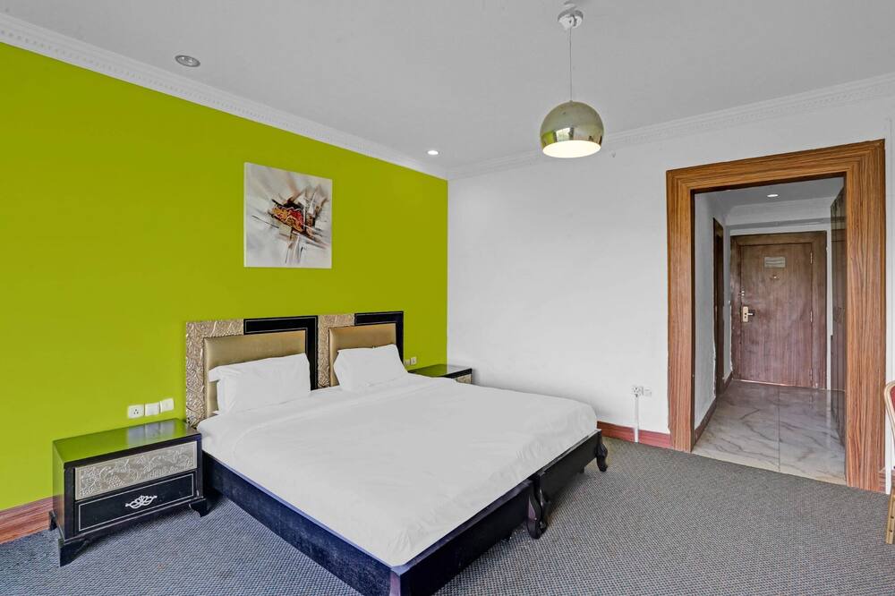 Photo of Bedroom in Aarey Colony