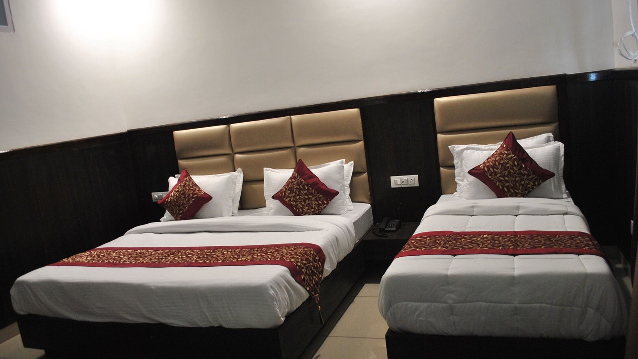 Photo of Bedroom in Katra