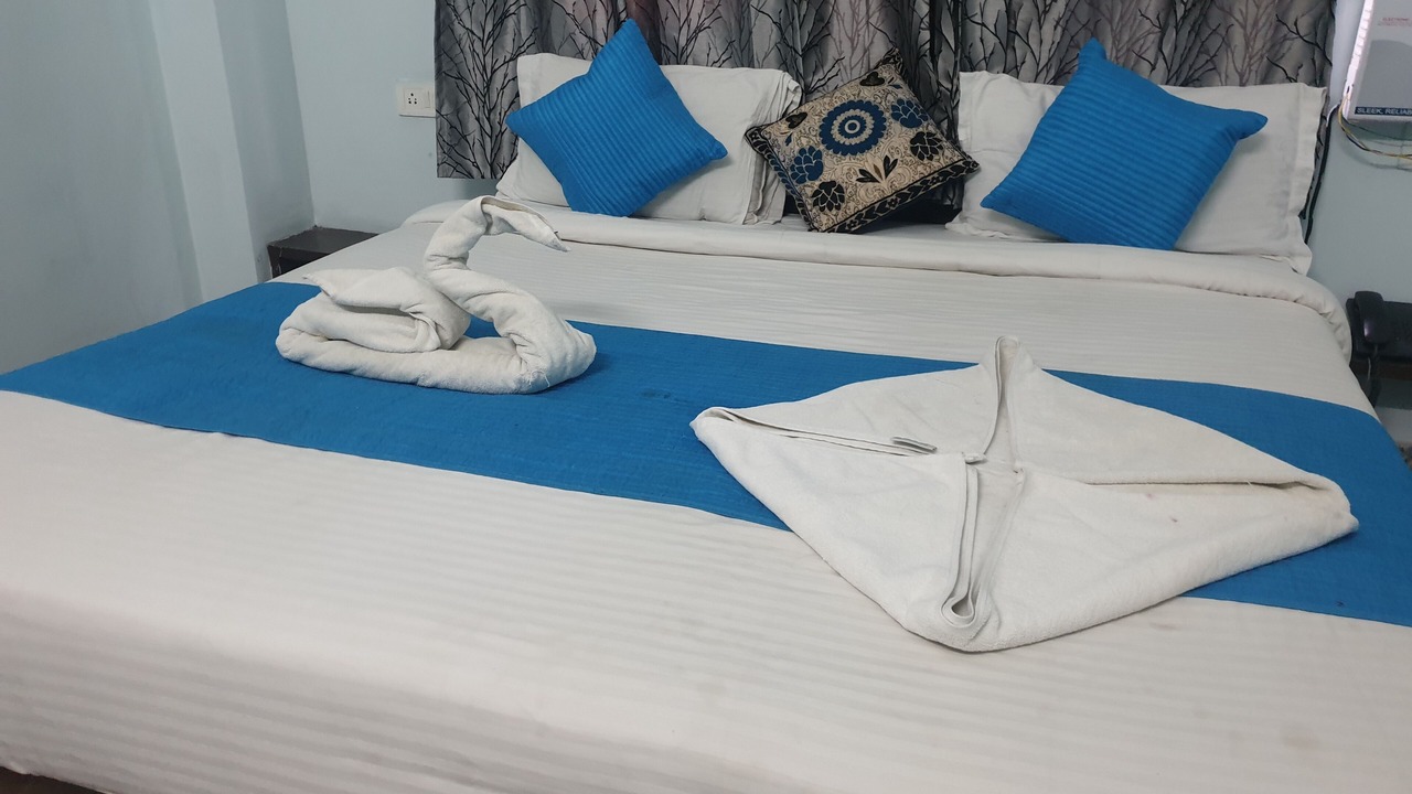 Photo of Bedroom in Tapovan
