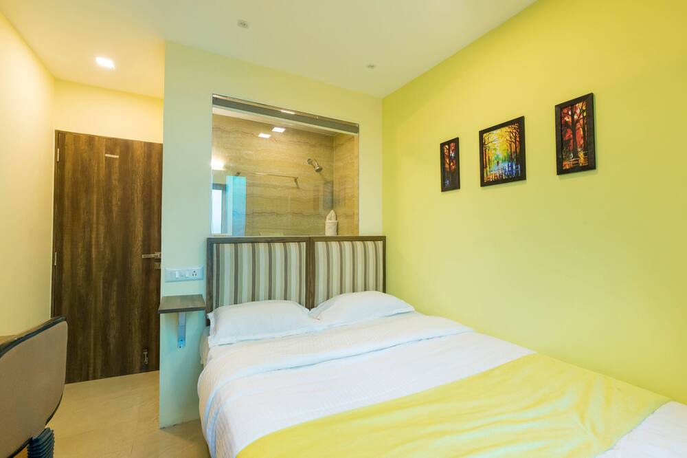 Photo of Bedroom in J B Nagar