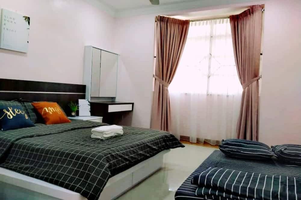 Photo of Bedroom in Kampung Permatang Masjid