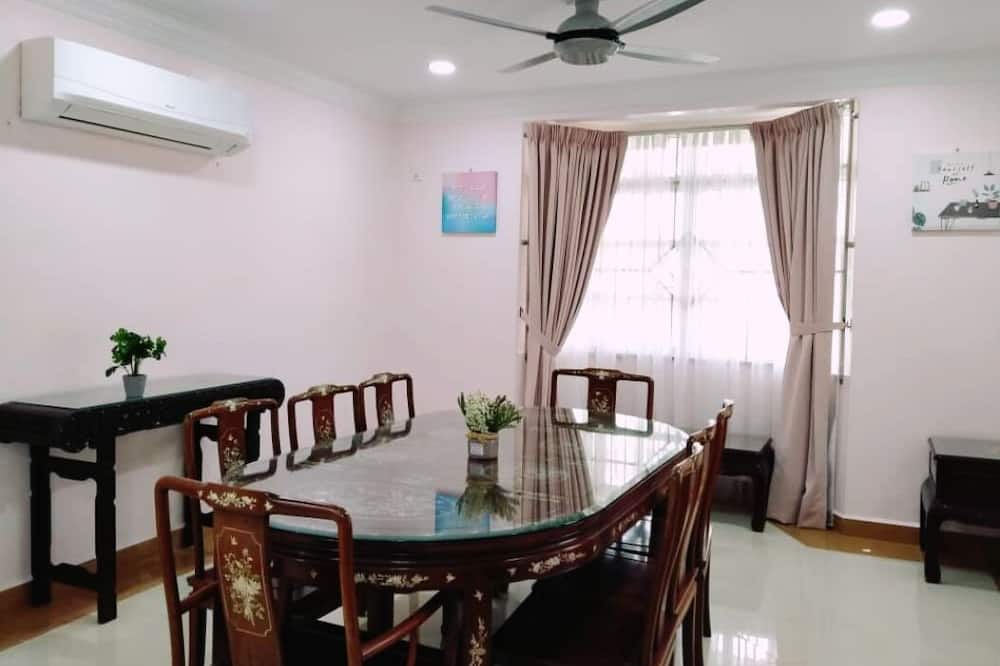 Photo of Kitchen in Kampung Permatang Masjid