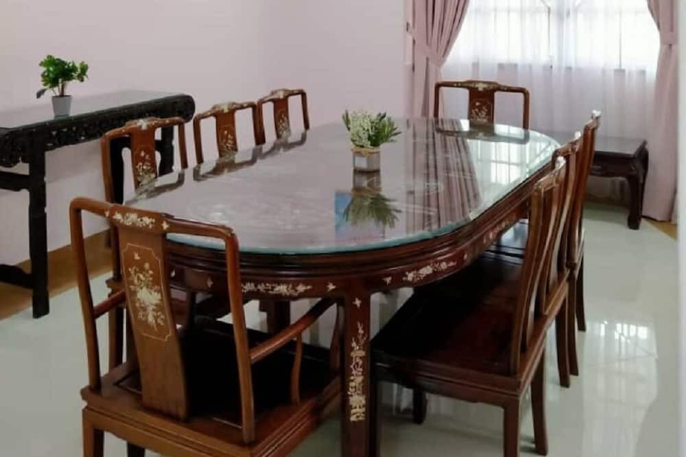 Photo of Kitchen in Kampung Permatang Masjid