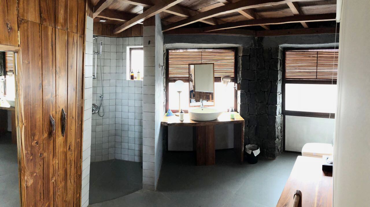 Photo of Bathroom in Sarrahirri