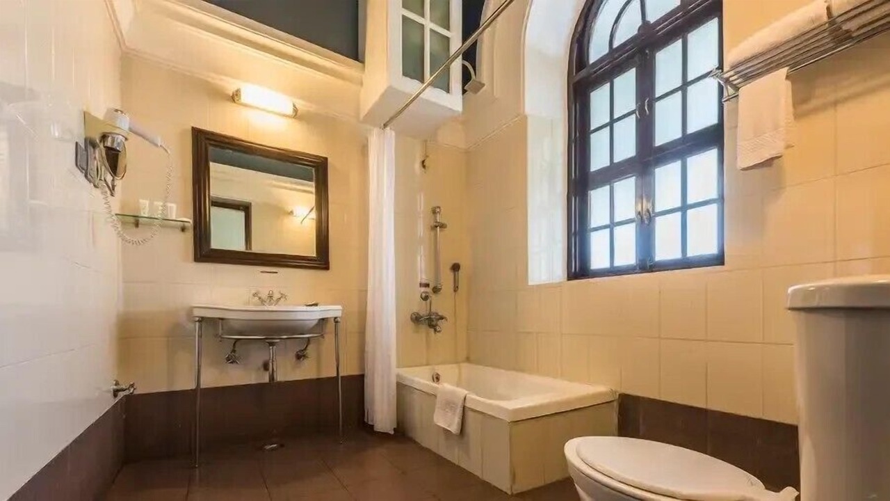 Photo of Bathroom in Krishnarajasagar