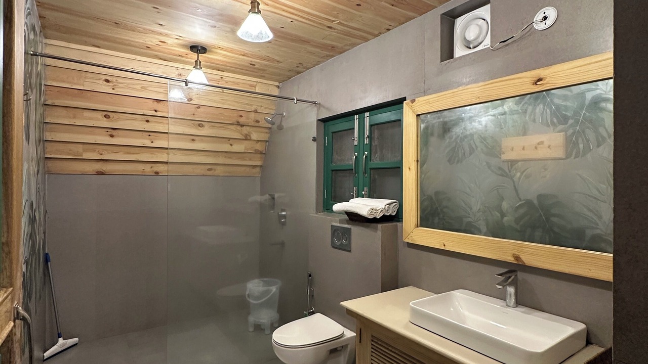 Photo of Bathroom in Naukuchiyatal