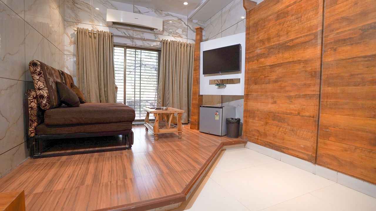 Photo of Bedroom in Matheran