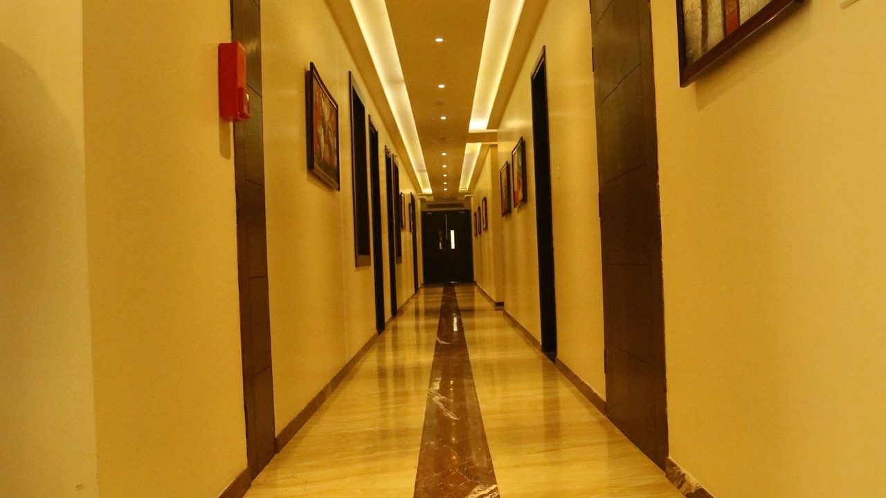 Photo of Bedroom in Mahanagar