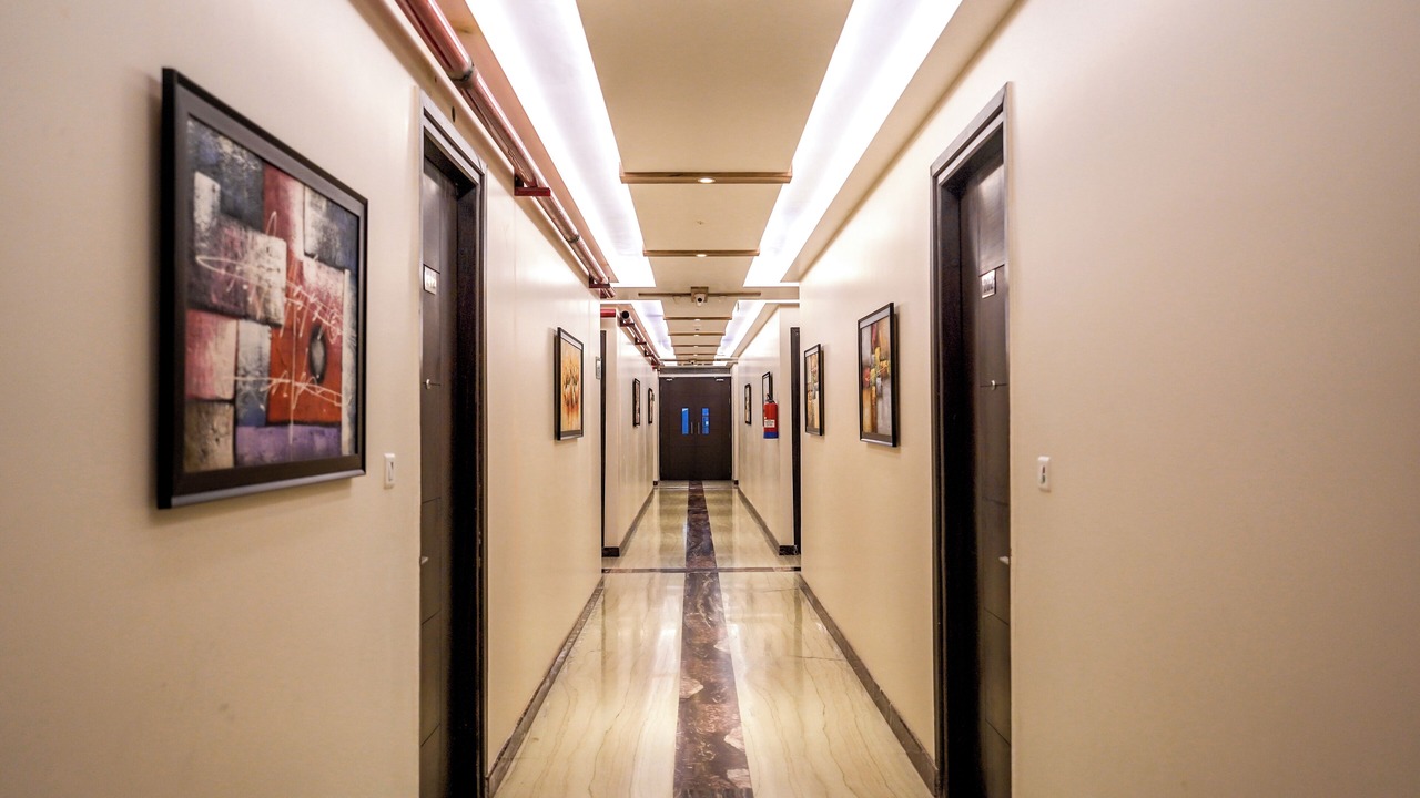 Photo of Bedroom in Mahanagar