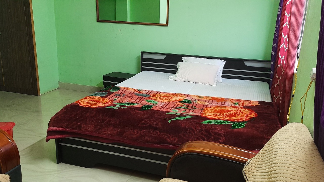 Photo of Bedroom in Bodh Gaya