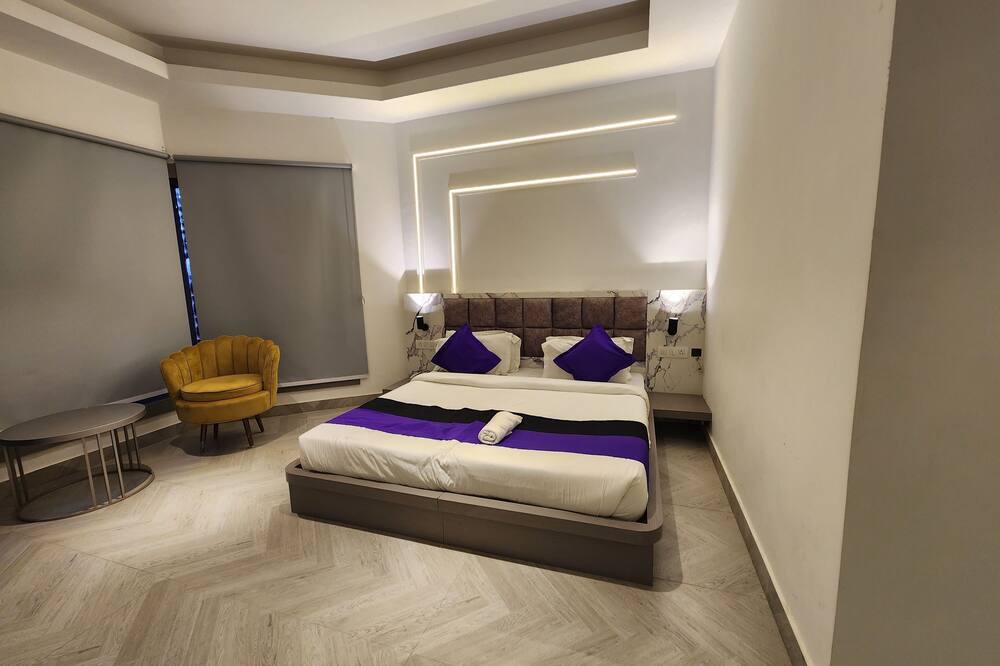 Photo of Bedroom in Sector 14