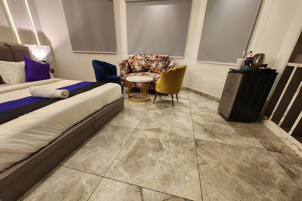 Photo of Bedroom in Sector 14