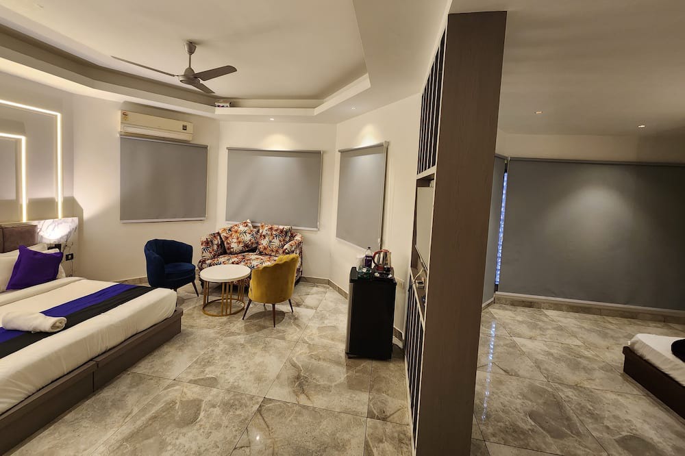 Photo of Bedroom in Sector 14