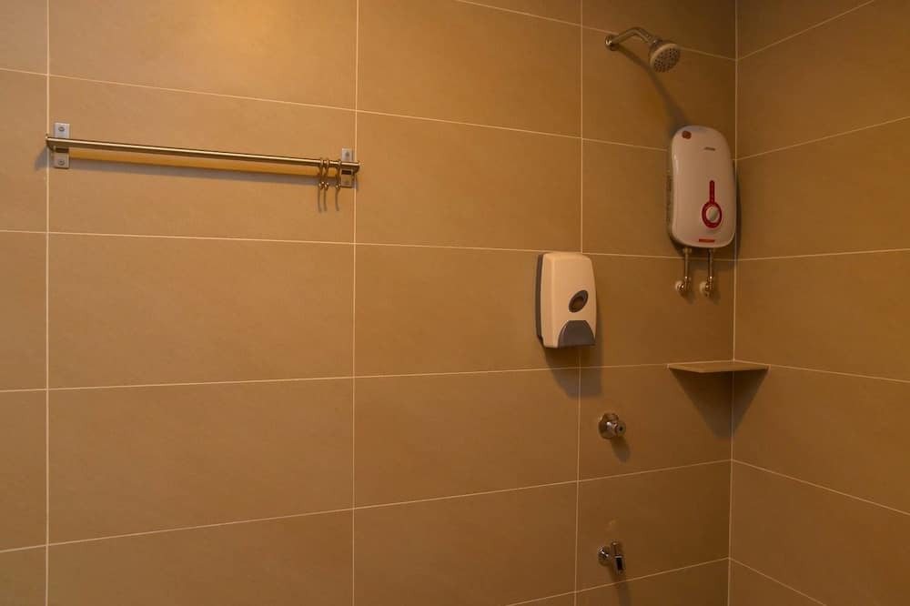 Photo of Bathroom in Cerung Melintang