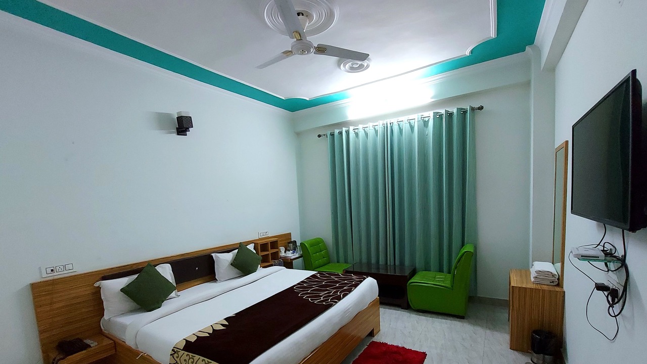 Photo of Bedroom in Shamshi