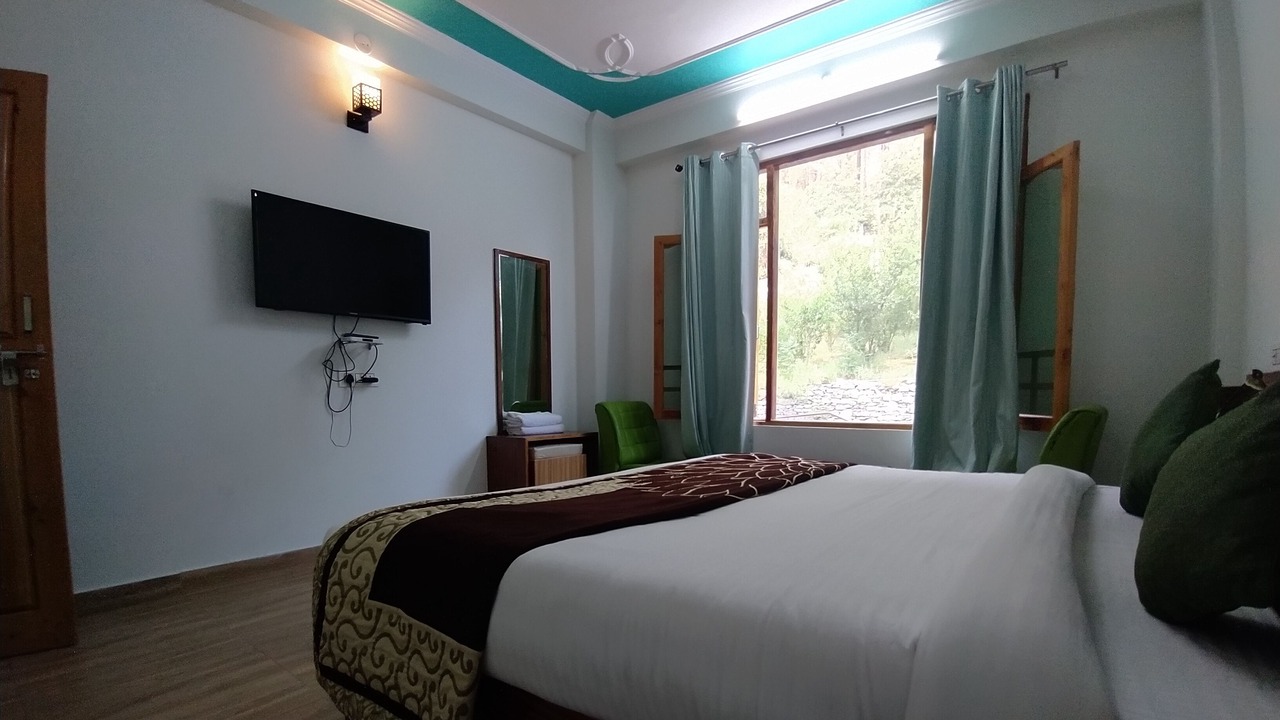 Photo of Bedroom in Shamshi