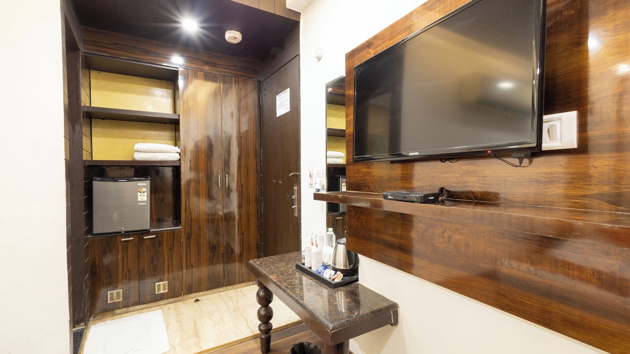 Photo of Bedroom in Karol Bagh