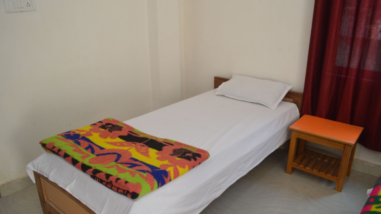 Photo of Bedroom in Bodh Gaya