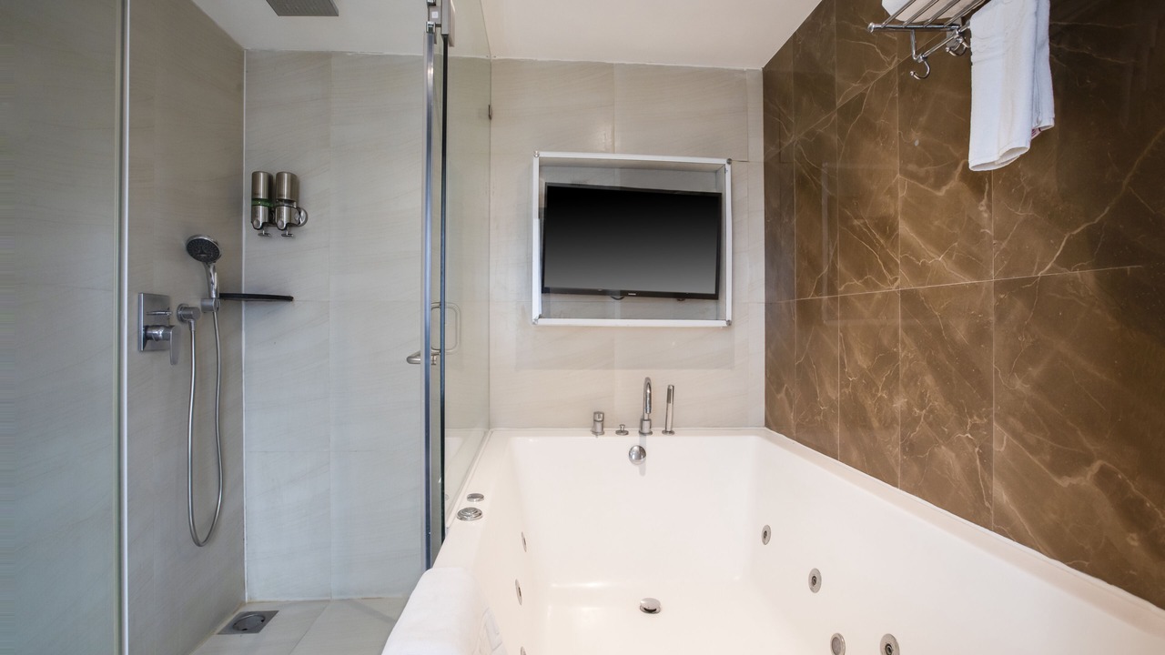 Photo of Bathroom in Khar