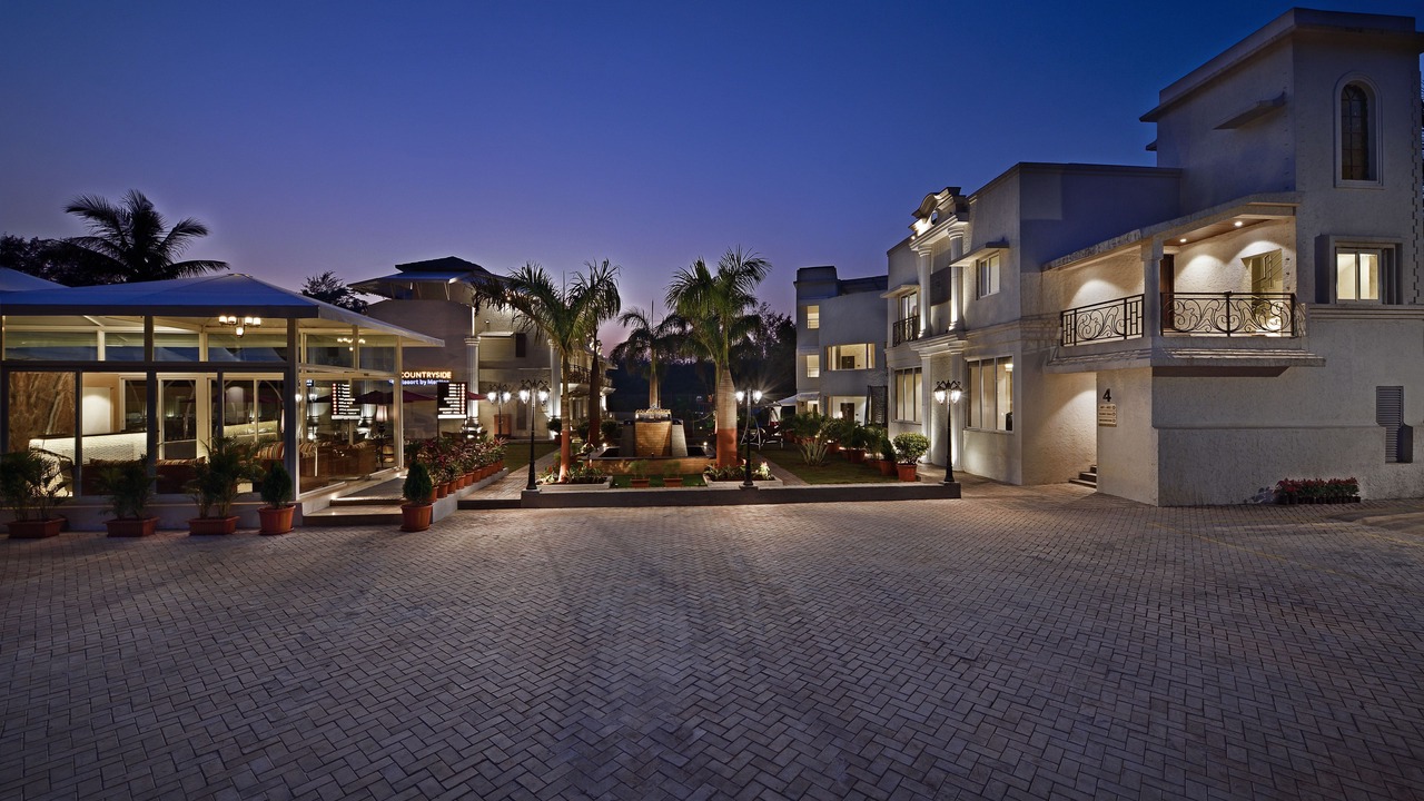 Photo of Buildings in Lonavala