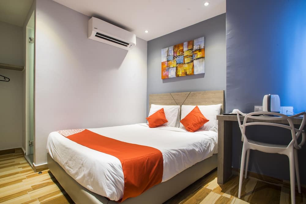 Photo of Bedroom in The Strand