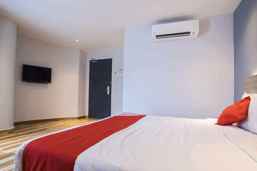 Photo of Bedroom in The Strand