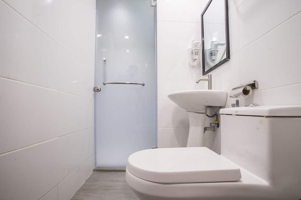 Photo of Bathroom in The Strand