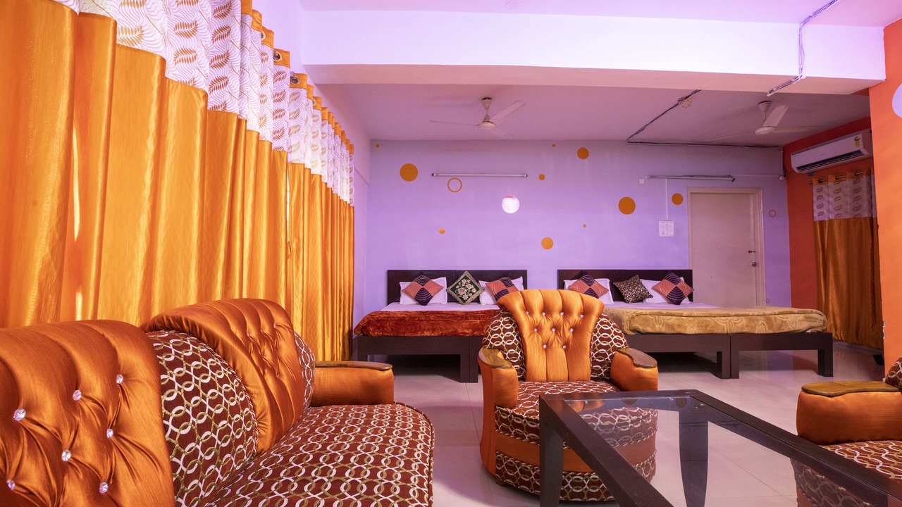 Photo of Bedroom in Dharmatala