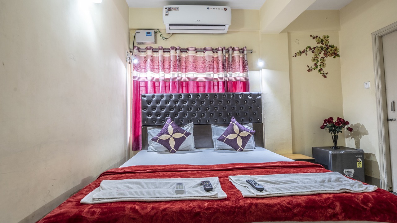 Photo of Bedroom in Dharmatala