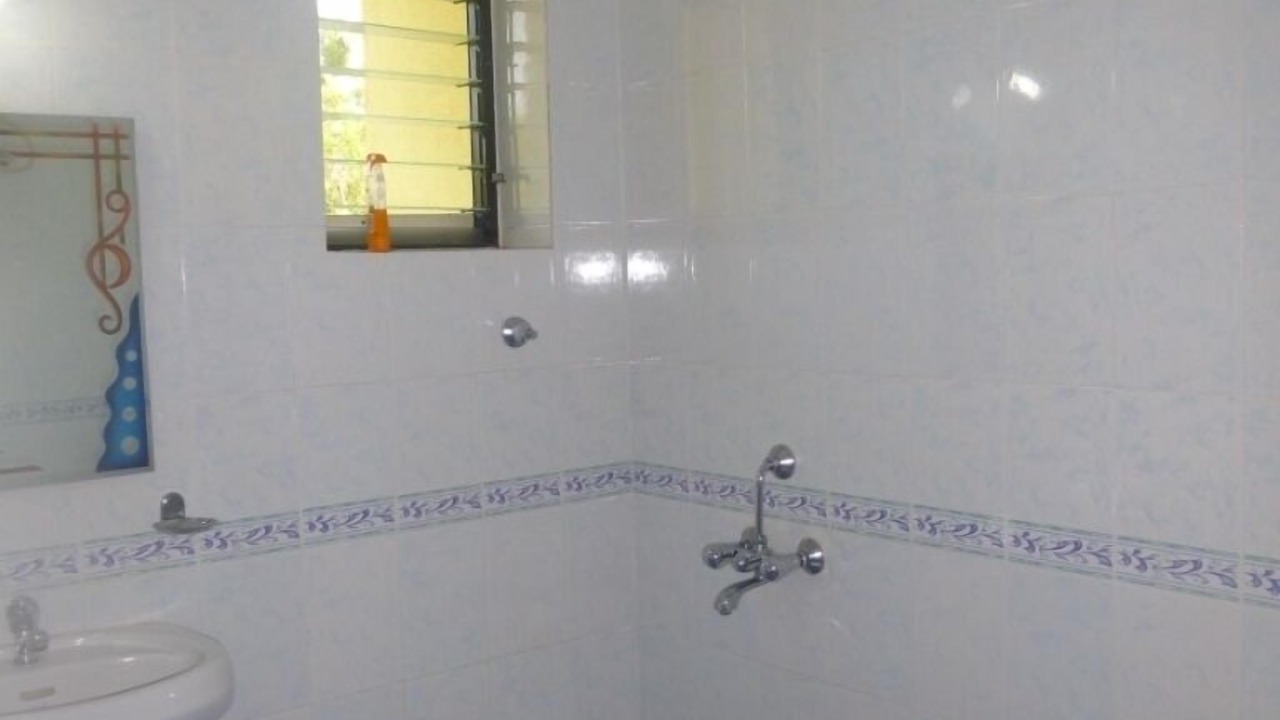 Photo of Bathroom in Benaulim