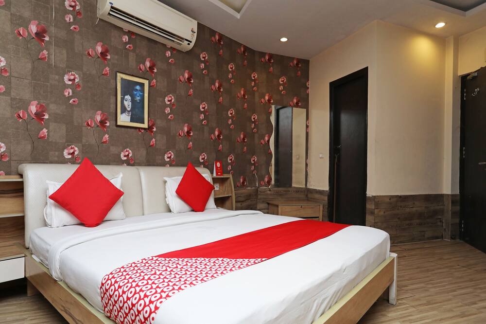 Photo of Bedroom in Diamond Harbour