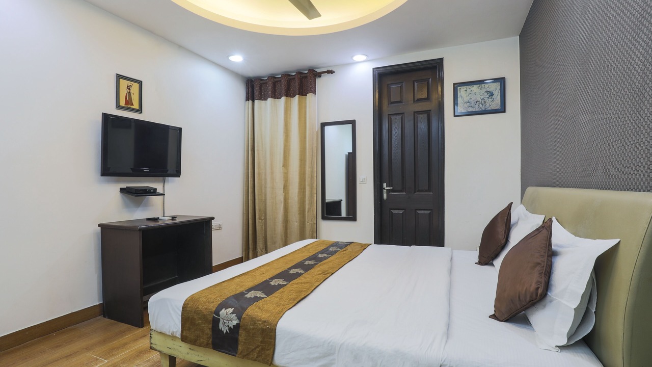 Photo of Bedroom in East of Kailash