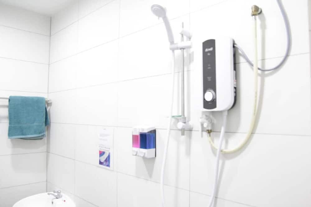 Photo of Bathroom in Kampung Masjid Baharu
