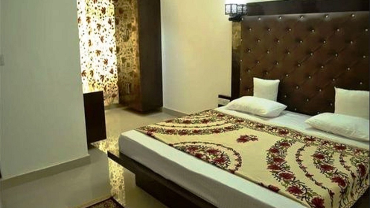 Photo of Bedroom in Nishat-Shalimar