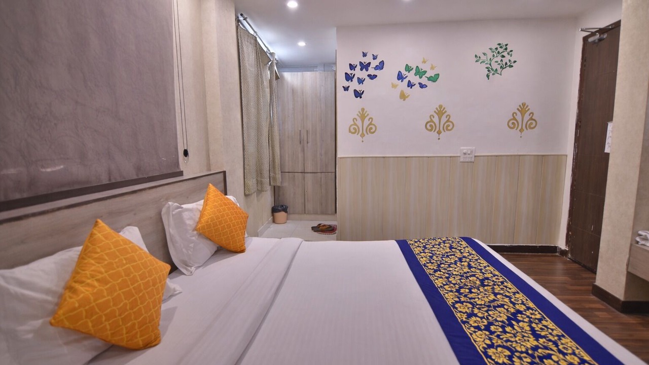 Photo of Bedroom in D6