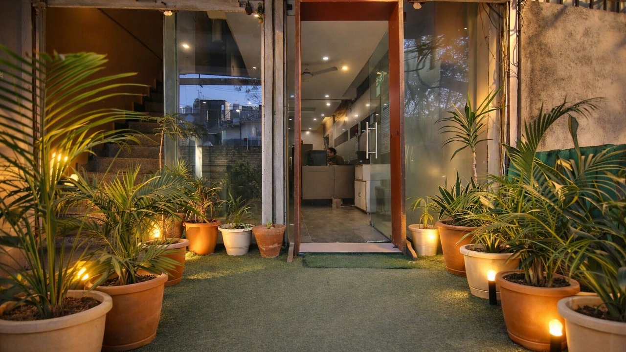 Photo of Outdoor in D6