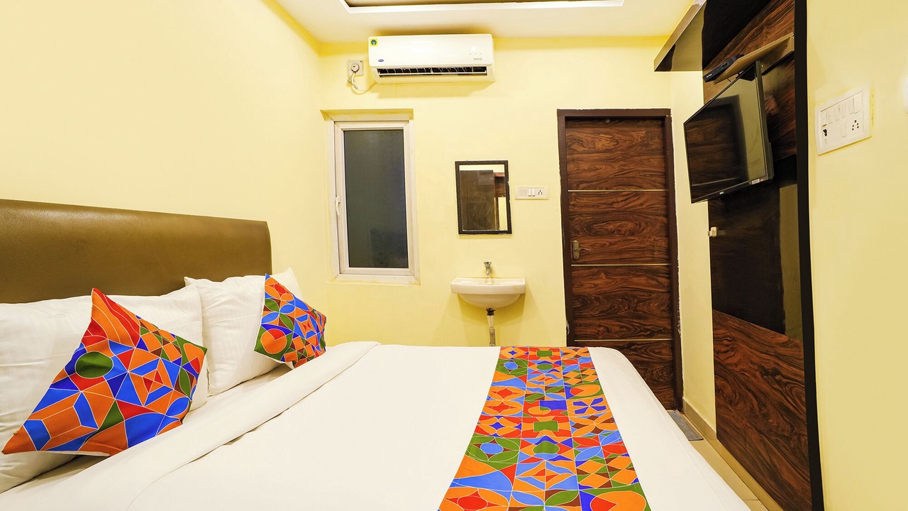 Photo of Bedroom in Triplicane