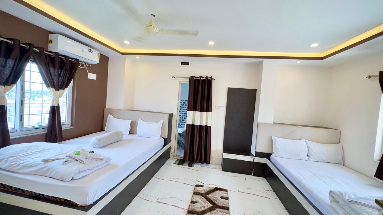 Photo of Bedroom in Dumdum