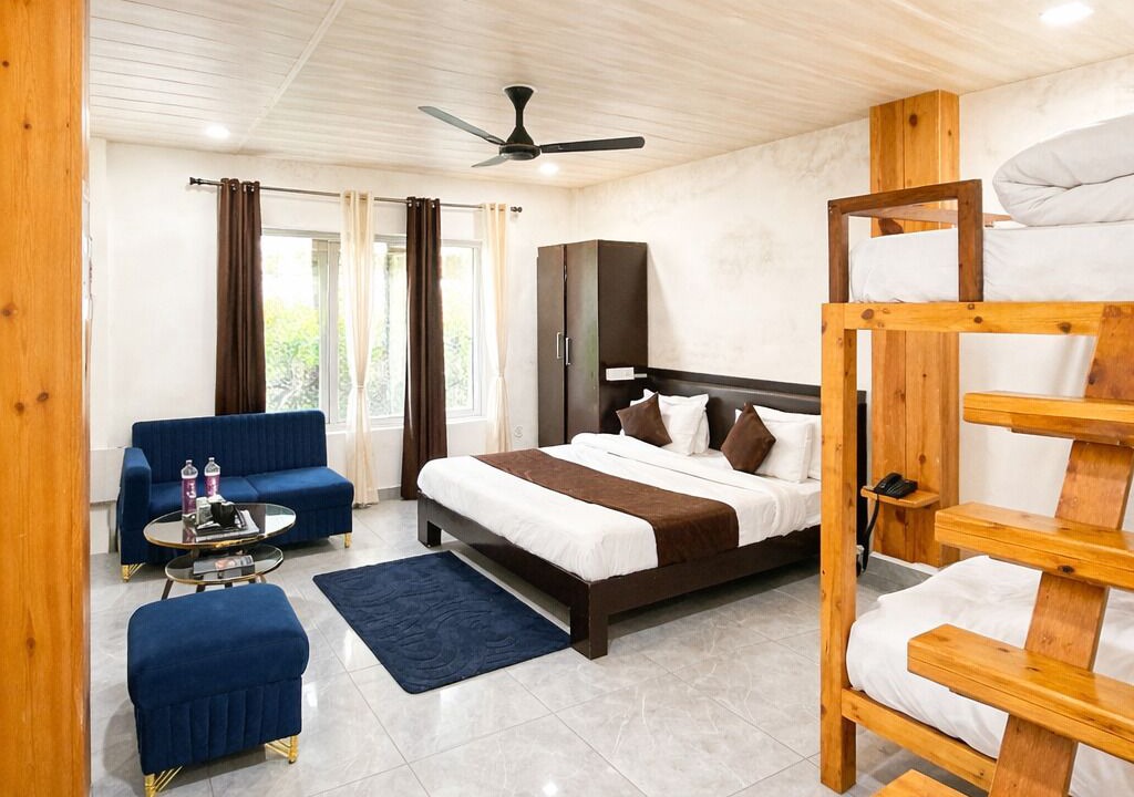 Photo of Bedroom in Naina Range