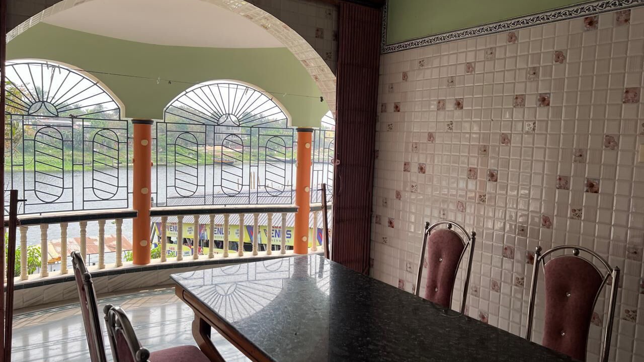 Photo of Bedroom in Mayapur