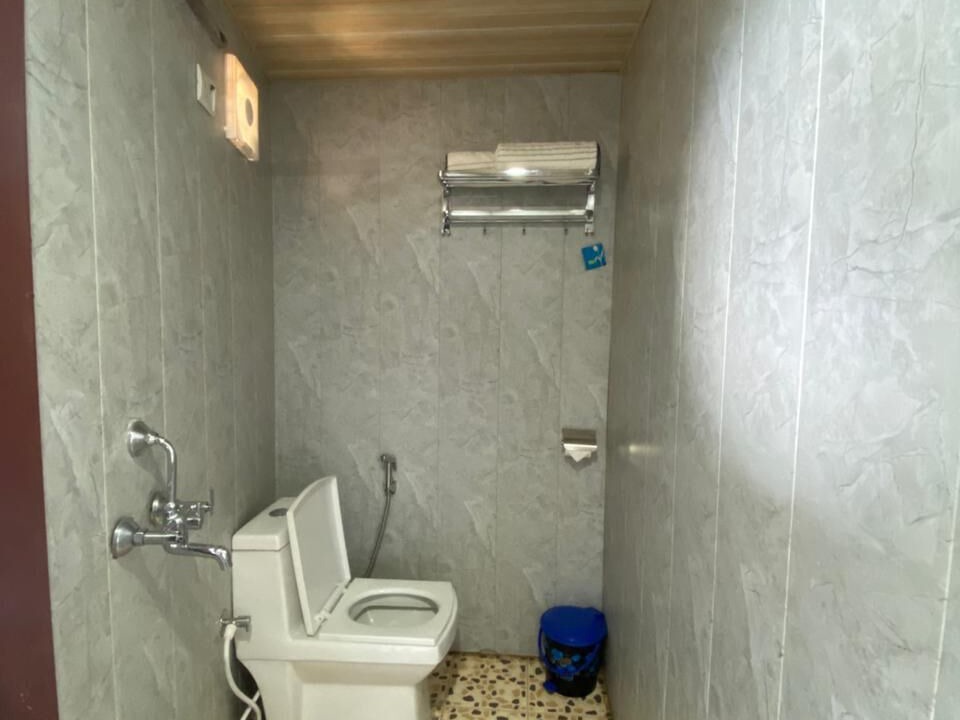 Photo of Bathroom in Sakalana Range