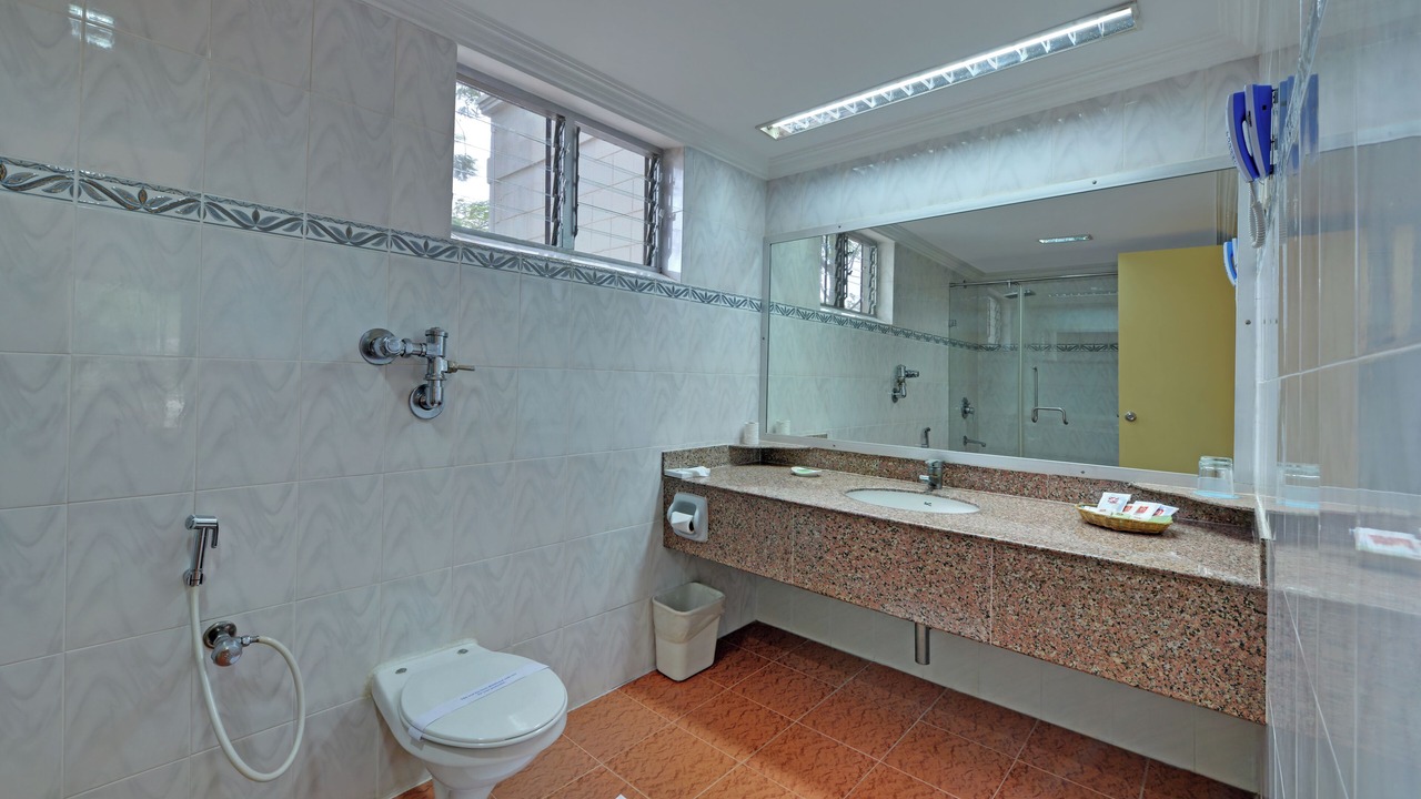 Photo of Bathroom in Tiruchirappalli