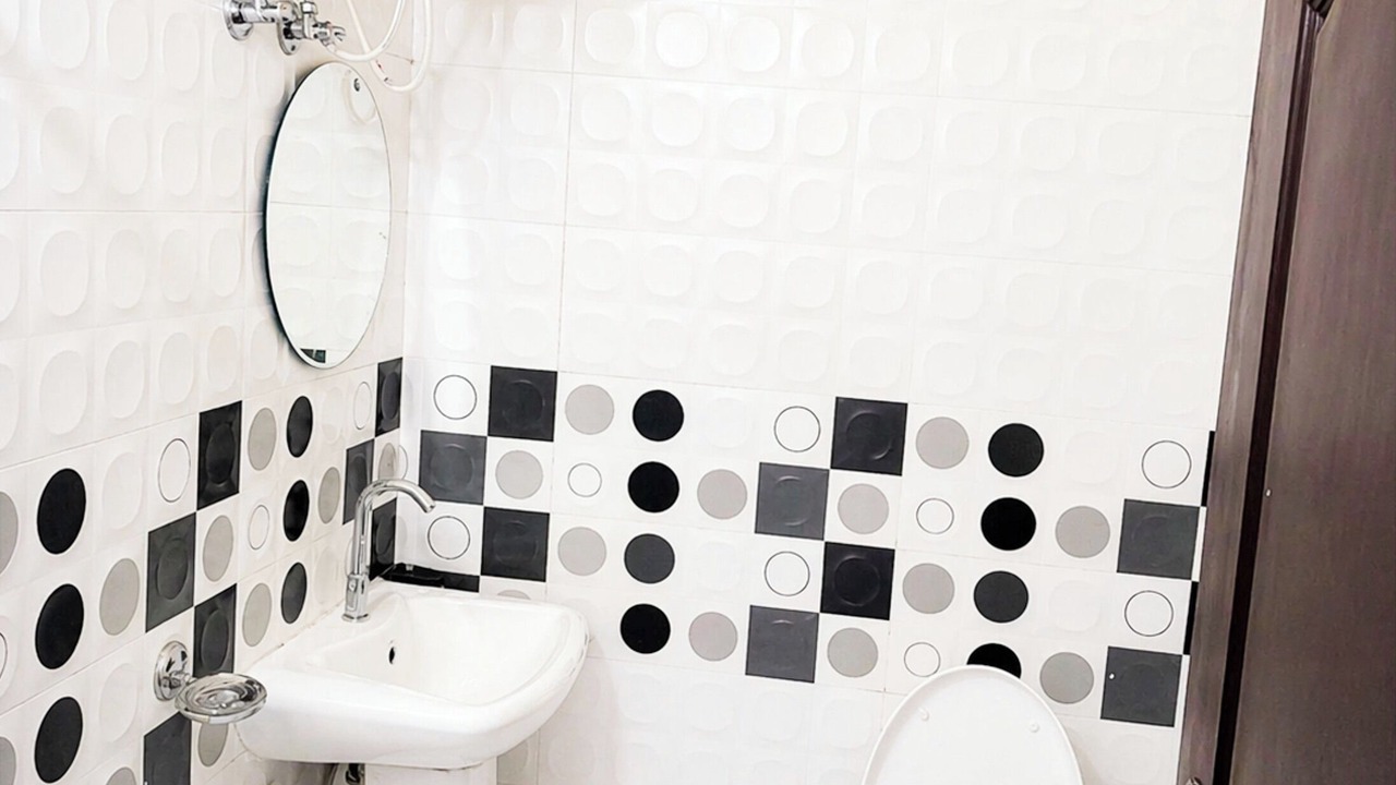 Photo of Bathroom in Landour
