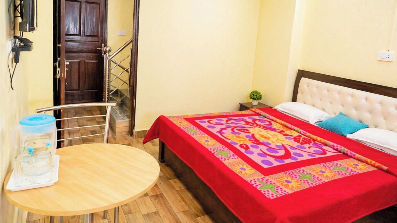 Photo of Bedroom in Landour