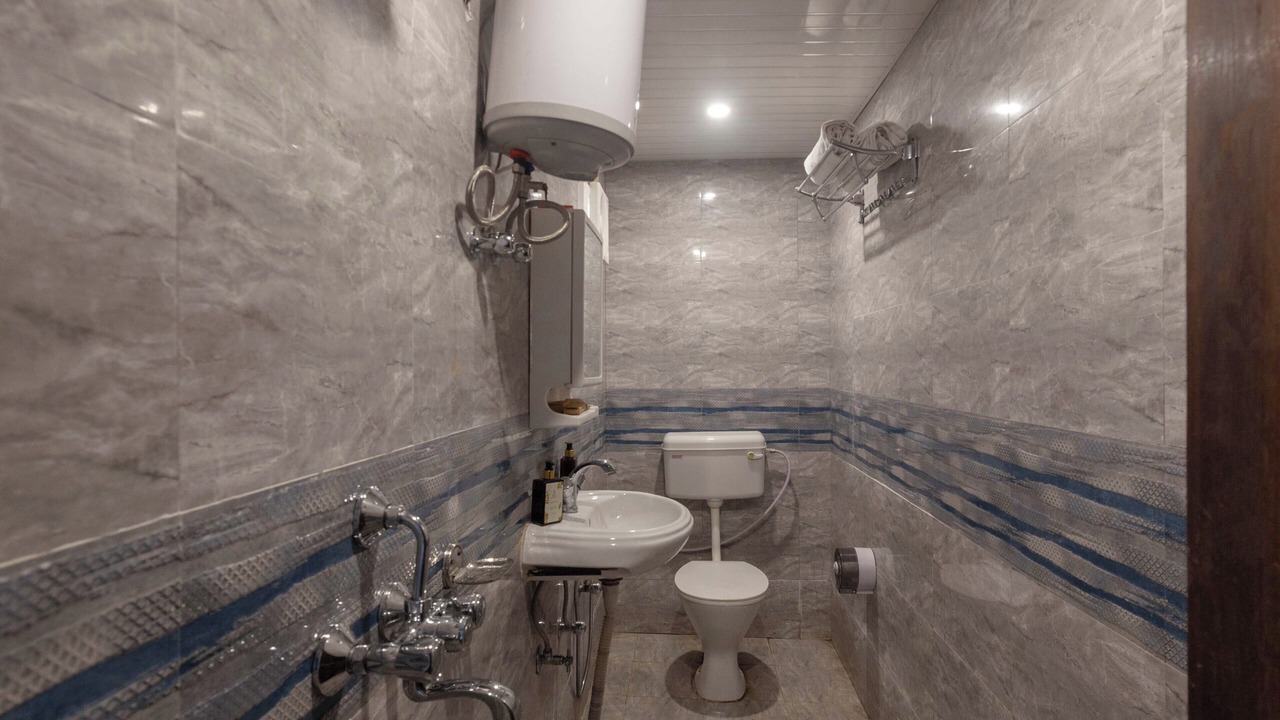 Photo of Bathroom in Nainital